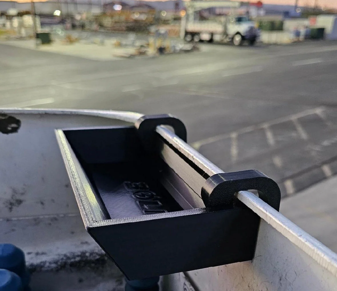 Hanger Tray - Image 6