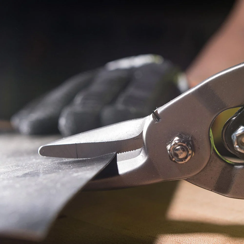Klein 1200L Aviation Snips with Wire Cutter, Left - Image 5