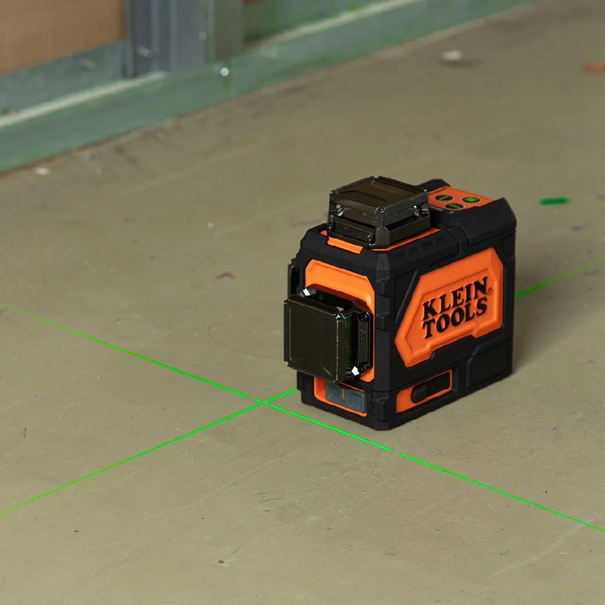 Klein 29026 Li-Ion Battery for Rechargeable Self-Leveling Green Planar Laser Level - Image 10