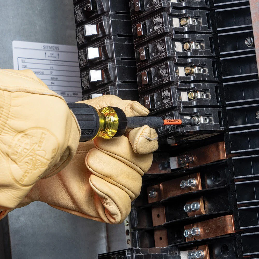 Klein 32315HD 15-in-1 Ratcheting Impact-Rated Multi-Bit Torsion Zone Screwdriver - Image 7