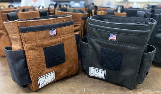 LEATHER BASIC "B" DITTY BAG - Image 7