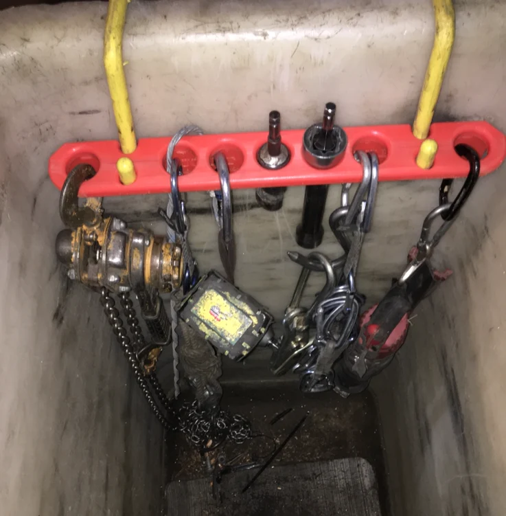 Lineman Bucket Knuckle - Image 2