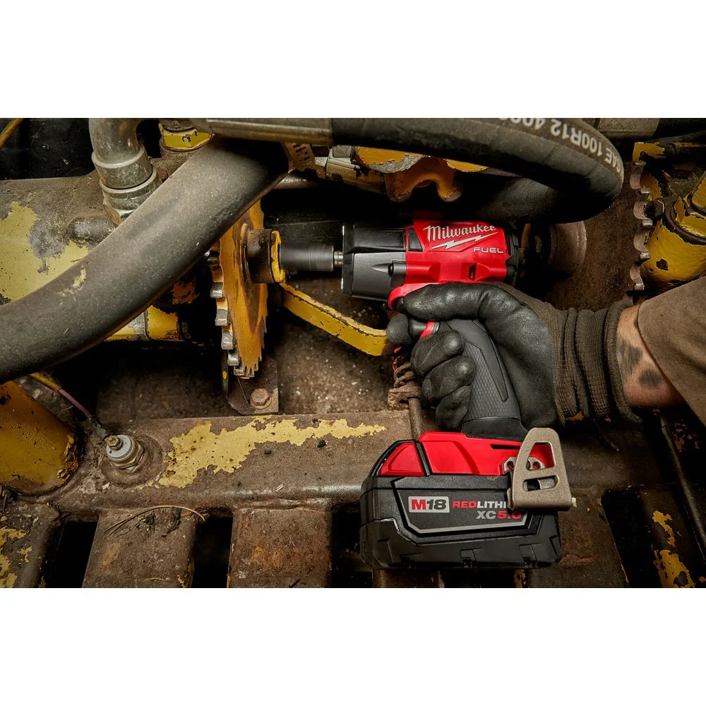 M18 FUEL™ 3/8" Mid-Torque Impact Wrench w/ Friction Ring, Bare Tool - Image 10